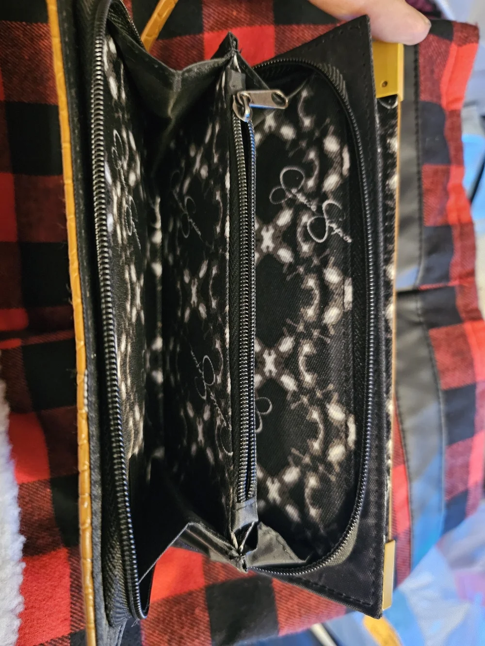 Jessica Simpson croc embossed